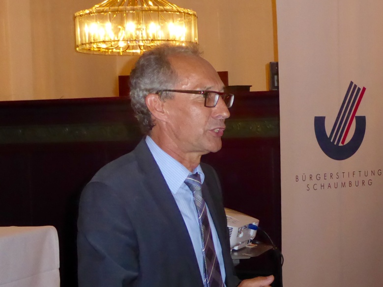 Gerhard Hitzemann, Vositzender des Stiftungsrates